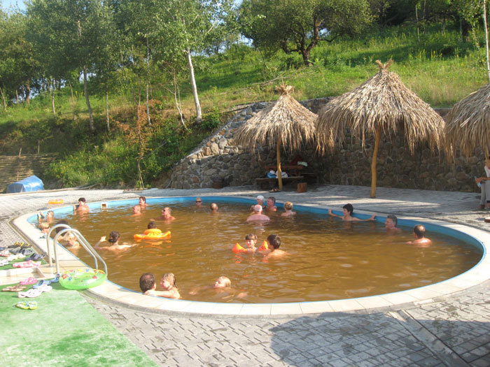 басейни на відкритому повітрі Теплі води - Велятин