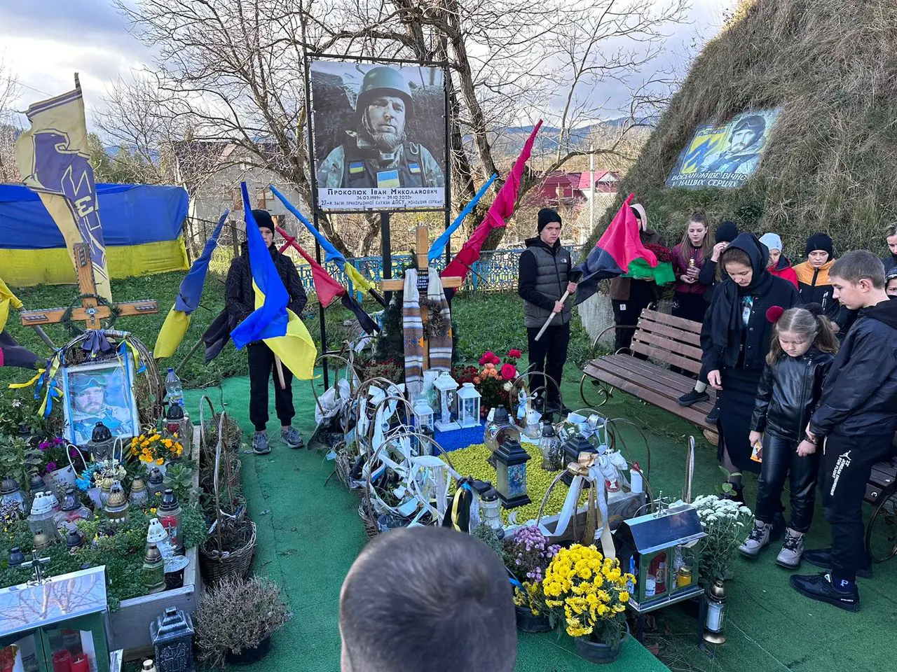  Рік тому загинув у боях: прикордонники Мукачівського загону вшанували пам'ять побратима 1
