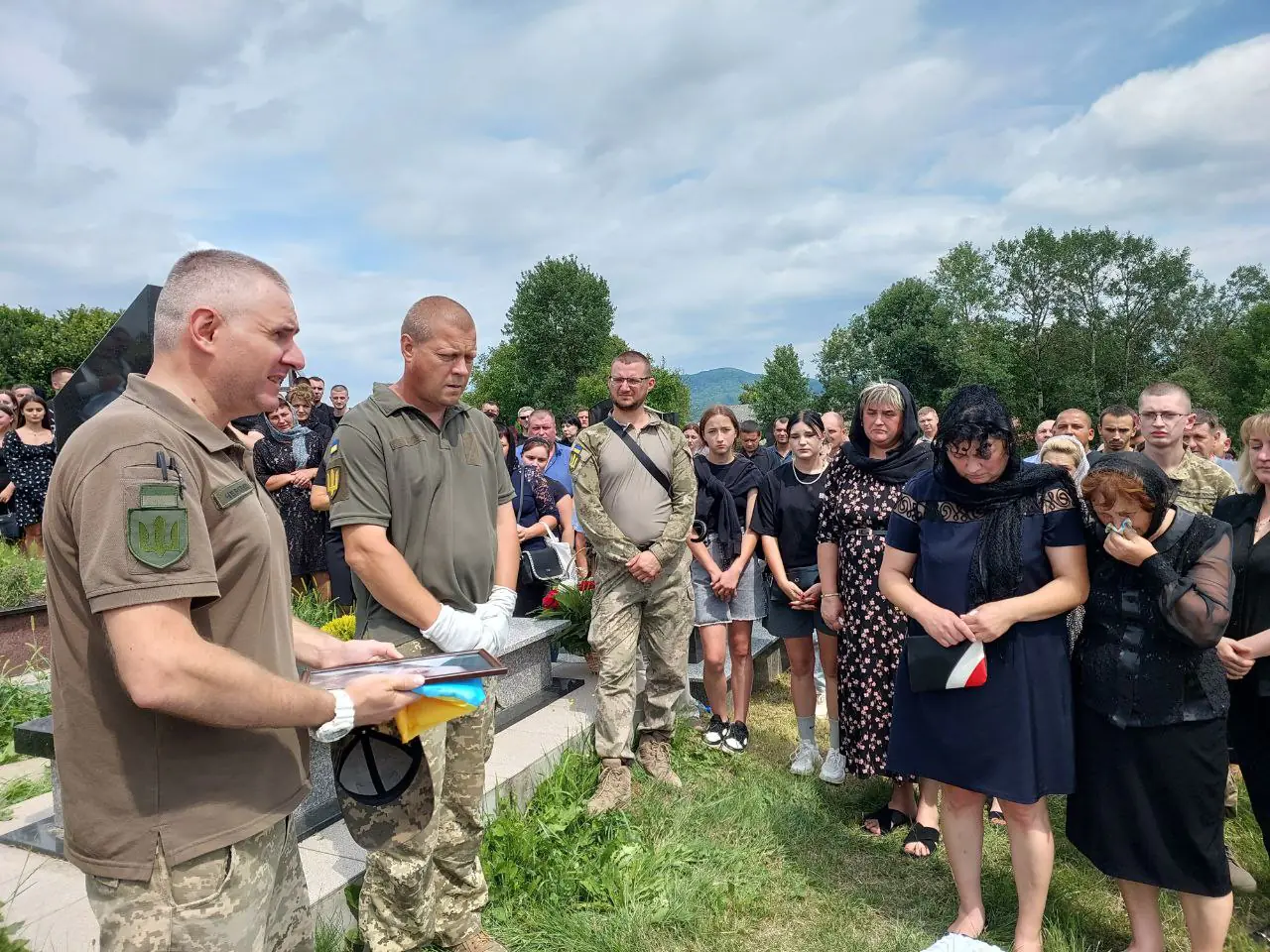  Віддали останню шану: у Сваляві попрощалися із захисником України Ярославом Голяничем 4