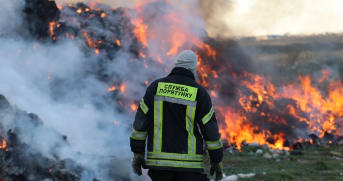 В Ужгородському районі горіло сміттєзвалище