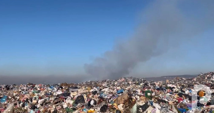 На Ужгородщині горіло сміттєзвалище