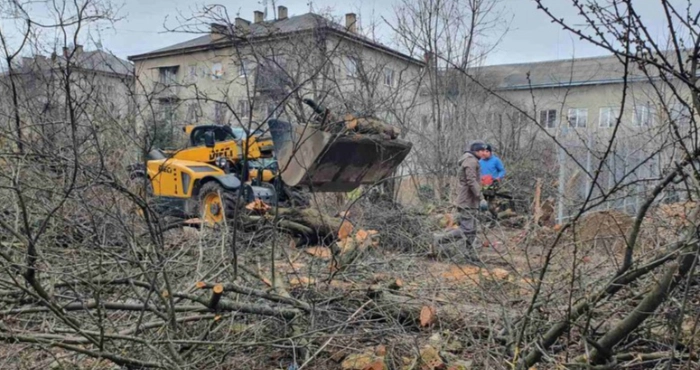 В Ужгороді колишню взуттєву фабрику реконструюють під нові офісні приміщення