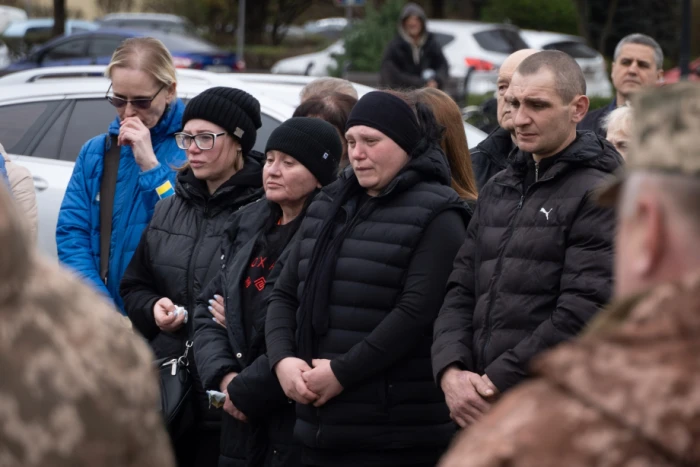 В Ужгороді попрощалися із загиблим на війні Олексієм Хотіним