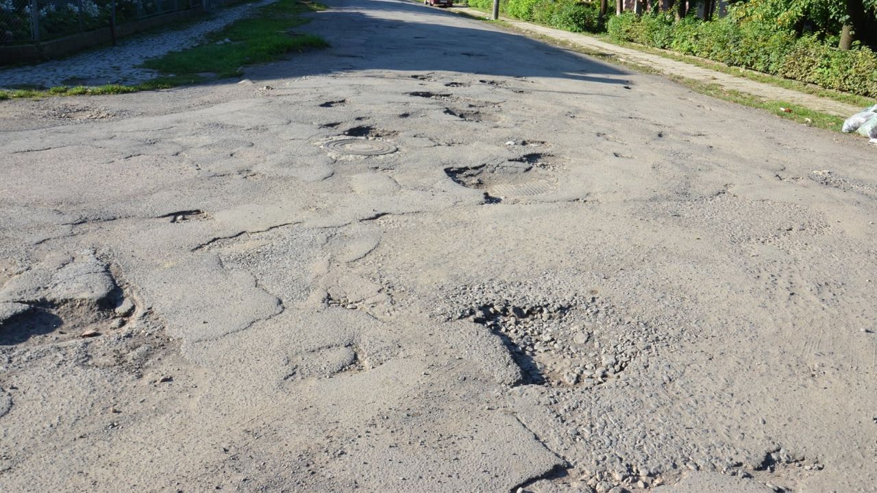 Дороги у сваляві