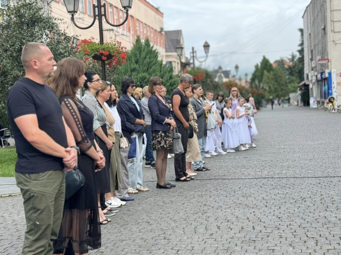 4 червня – День вшанування памʼяті дітей, які загинули внаслідок збройної агресії росії проти України1