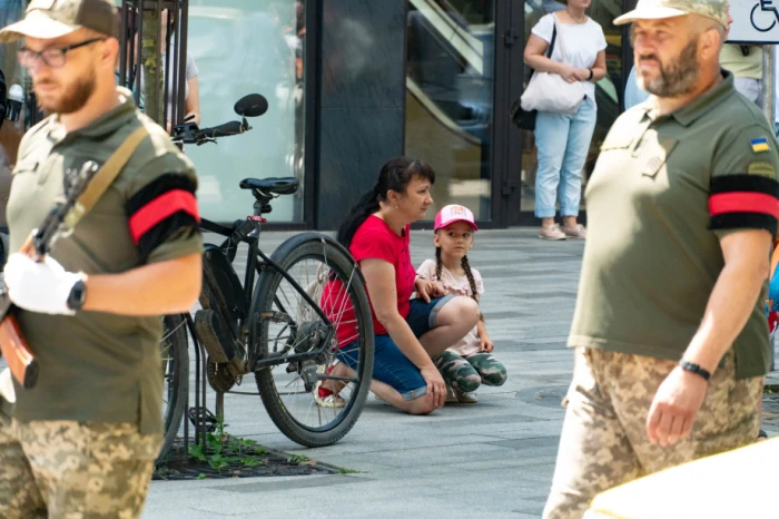 В Ужгороді попрощалися із загиблим на війні захисником Олександром Безегою