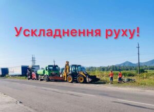 Ускладнення руху: в Хустській МТГ стартує ямковий ремонт доріг0