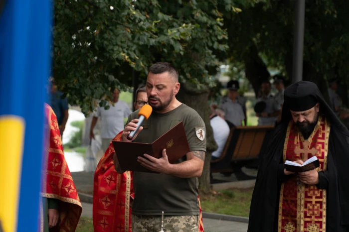 В Ужгороді попрощалися із загиблим на війні захисником Миколою Шестераком