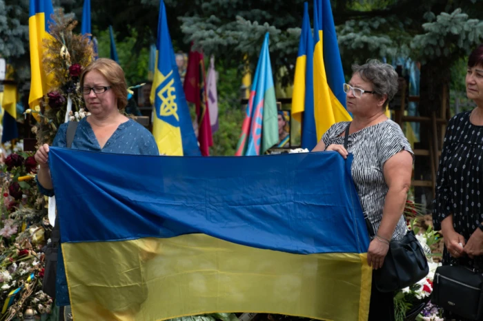 В Ужгороді попрощалися із загиблим на війні захисником Миколою Шестераком