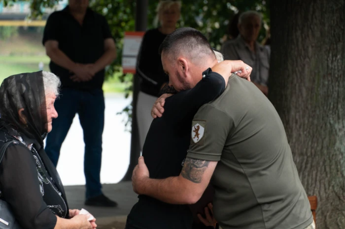 В Ужгороді попрощалися із загиблим на війні захисником Миколою Шестераком