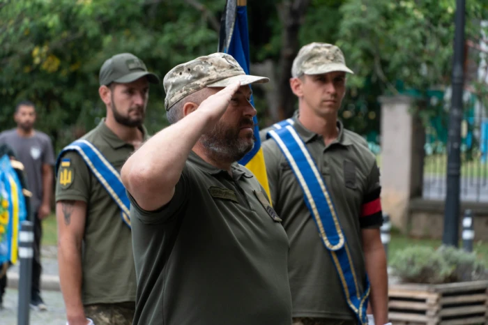 В Ужгороді попрощалися із загиблим на війні захисником Миколою Шестераком