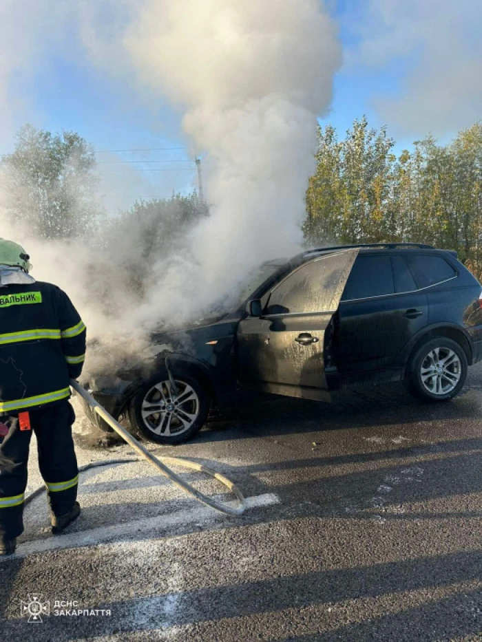 У Чопі під час руху загорівся автомобіль