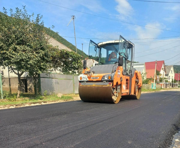 В одній із громад Хустщини відновили місцеву дорогу0