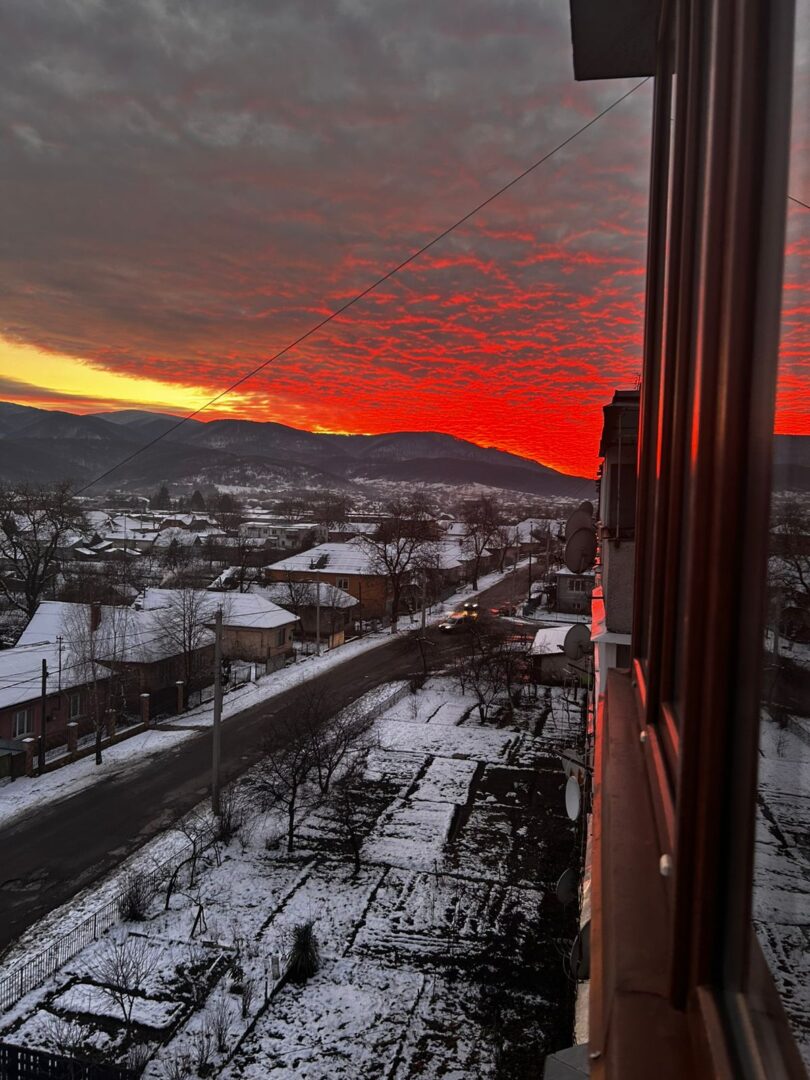 Небо червоне у Сваляві