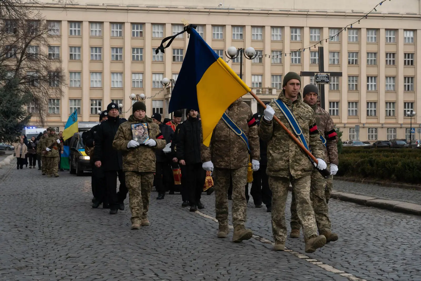 В Ужгороді 28 січня, попрощалися із 46-річним старшим солдатом Мекою Яшковичем1