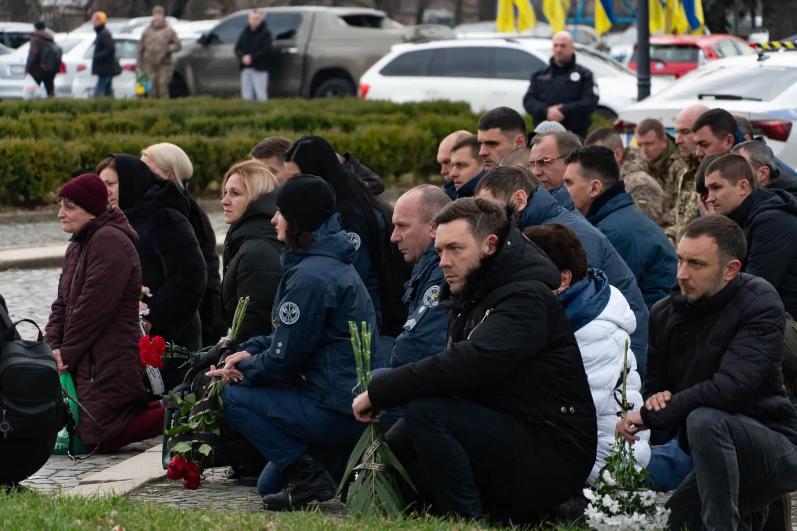 В Ужгороді провели в останню дорогу полеглого на війні прикордонника Дмитра Цацуру3