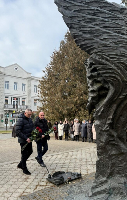 З Днем Державного Герба України6