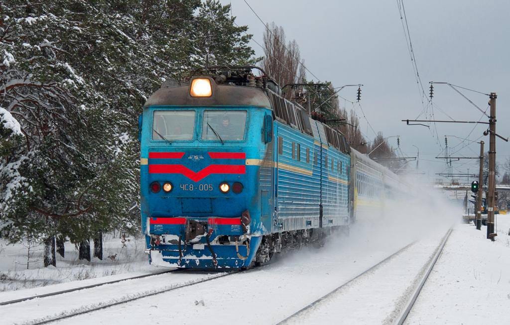 На Львівщині під колесами потяга «Ужгород-Київ» загинув 66-річний чоловік0