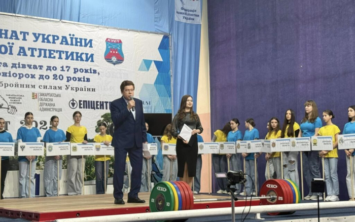 У Хусті проходить Чемпіонат України з важкої атлетики2