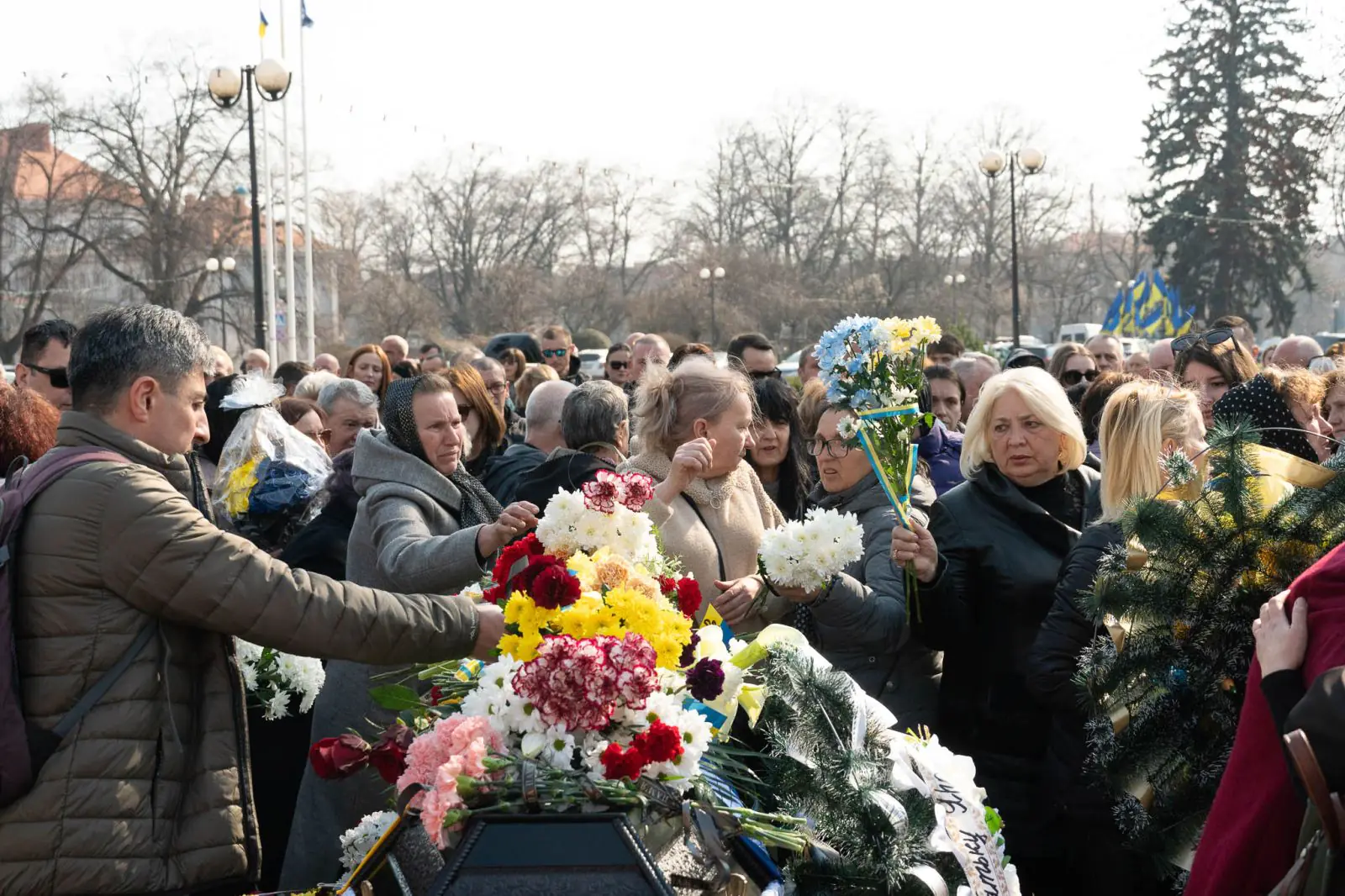 Ужгород провів в останню земну дорогу 39-річного військовослужбовця, солдата, стрільця-зенітника Ярослава Малюка6