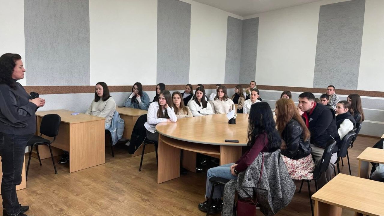 "Жива біліотека" у Свалявському професійному будівельному ліцеї