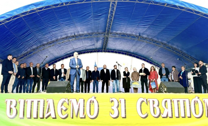 Славному Хусту – 935! Високі відзнаки, почесні гості, виступи колективів та підтримка ЗСУ10