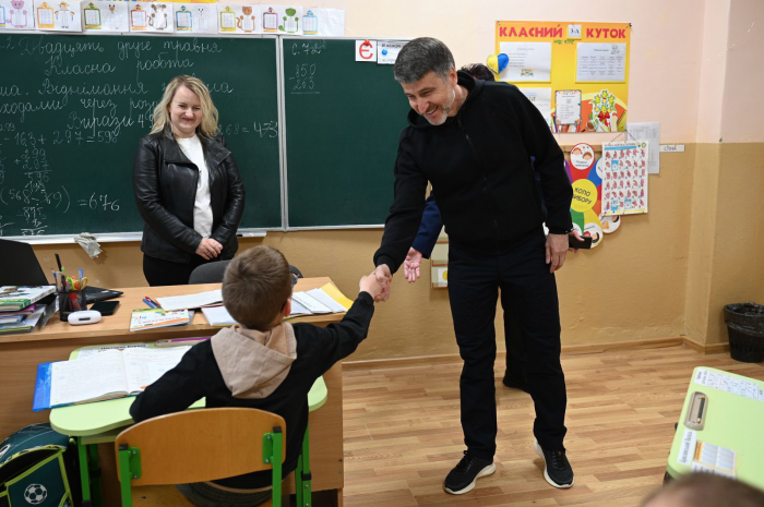 Тиждень безбар’єрності: керівництво ОВА відвідало Ужгородську спецшколу0