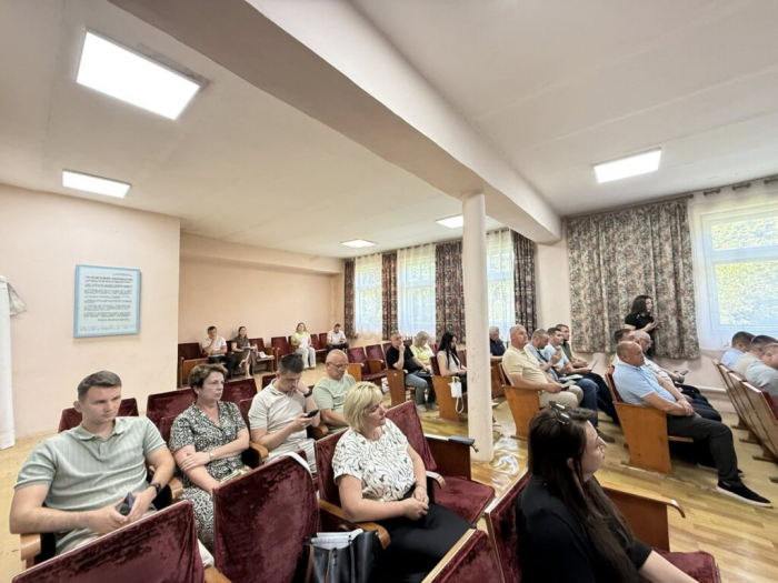 Новий формат: виїзний виконком пройшов у Хустській центральній лікарні4