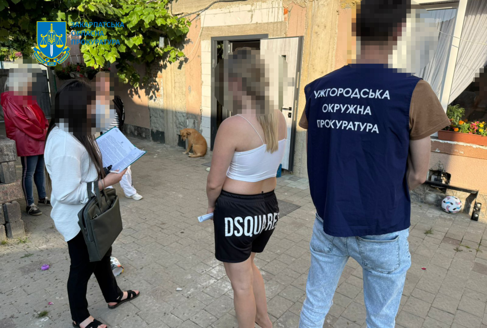 Переховувала психотропи під одягом: на Ужгородщині затримано жінку за підозрою у наркоторгівлі0