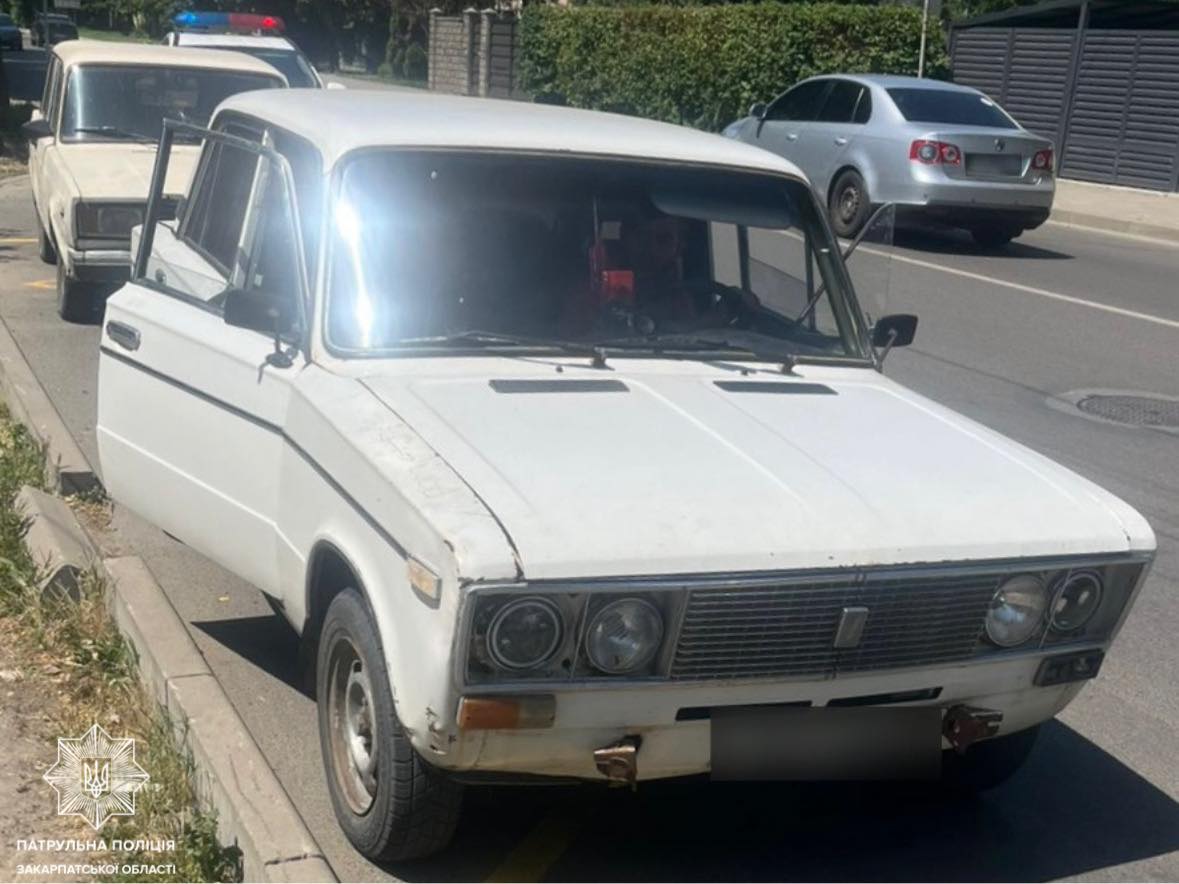 В Ужгороді виявили водія позбавлений прав керування, який їздив 