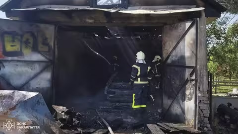 Вчора на Закарпатті згоріли 4 автомобіля: ввечері на Берегівщині вогонь знищив ВАЗ-21070