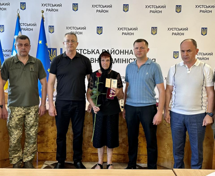 Вручення державних нагород родинам військовослужбовців8