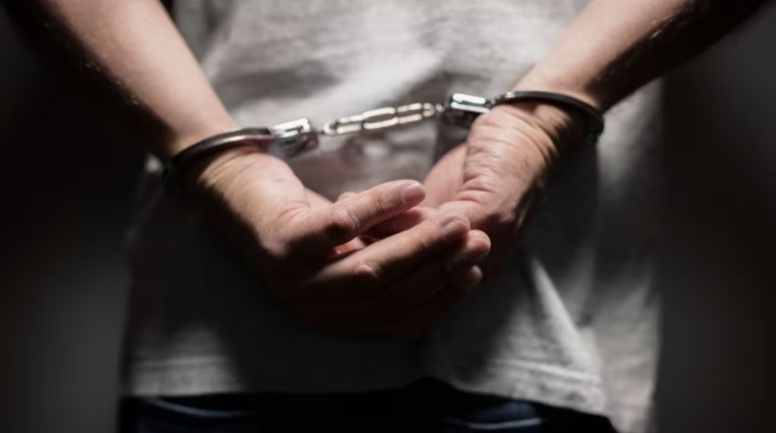 У Мукачеві четверо підлітків пограбували та зґвалтували 46-річну жінку0