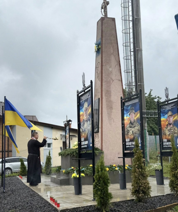 У селі Бороняво відкрито Алею Пам’яті полеглим  Героям – землякам6