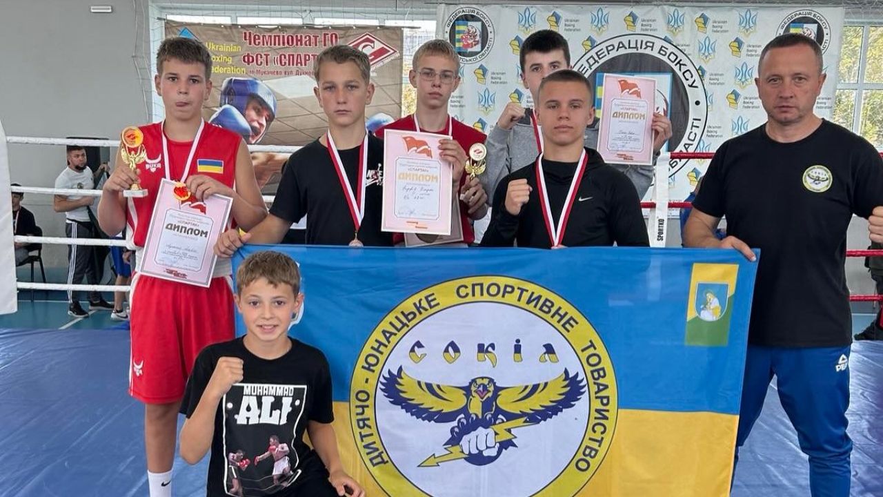 Свалявські боксери на змаганнях у Мукачеві