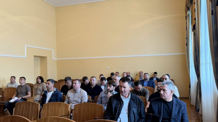 Позачергове засідання сесії Хустської міської ради4