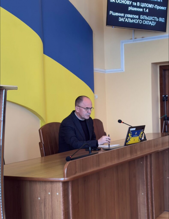 Депутати зібралися на позачергове засідання сесії  міської ради2