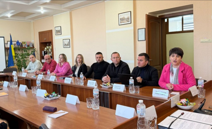 Хустська міська рада підписала Меморандум про співпрацю з муніципалітетами Франції3