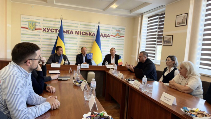 Міжнародна співпраця: у Хустській міськраді відбулася робоча зустріч із делегацією з Румунії2