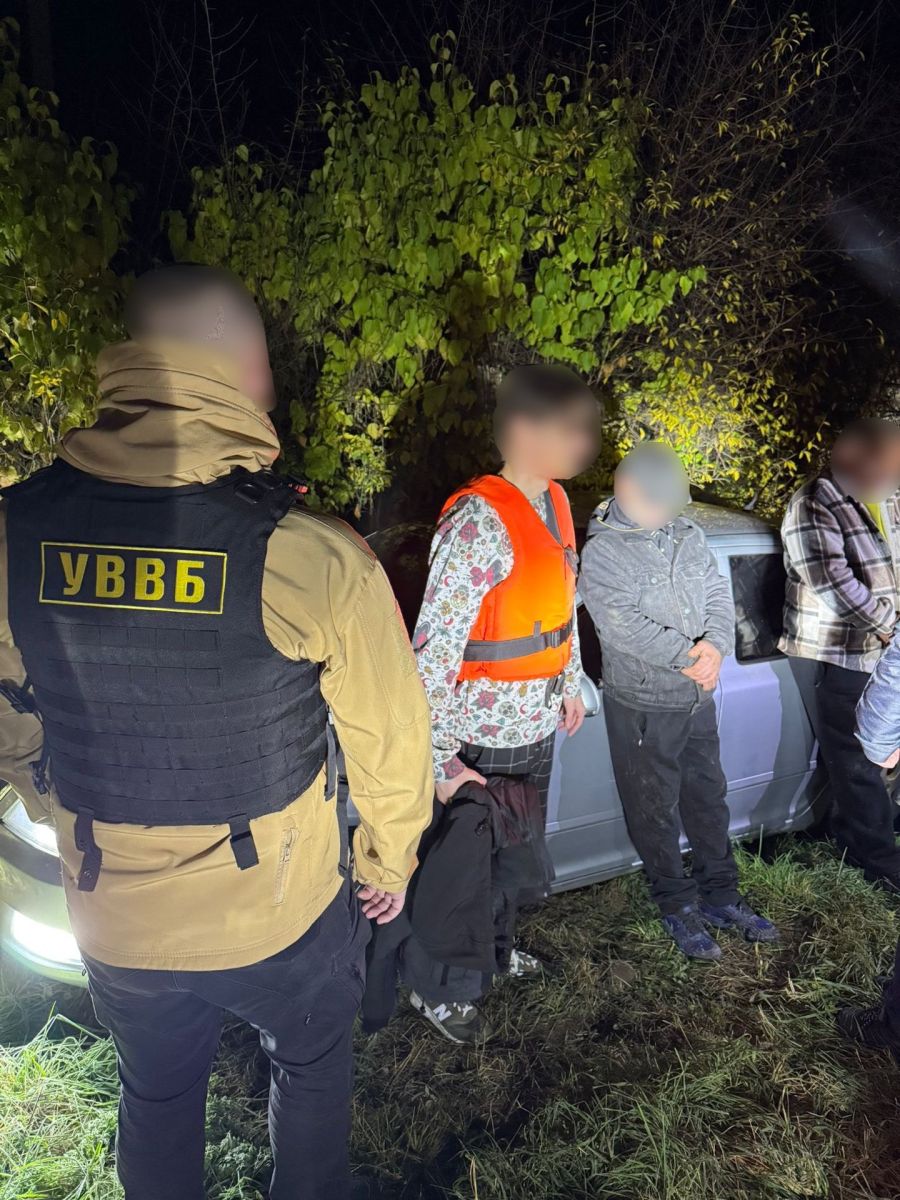 На Закарпатті співробітники відділу внутрішньої та власної безпеки ДПСУ припинили протиправну діяльність адвоката та його «помічника»0