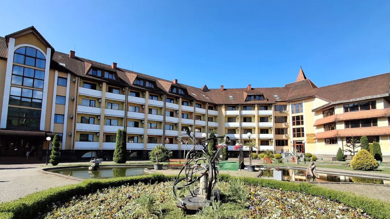 Санаторій "Квітка полонини"