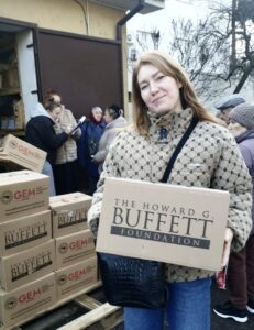 Благодійна підтримка для людей, які опинилися у складних життєвих умовах, триває1