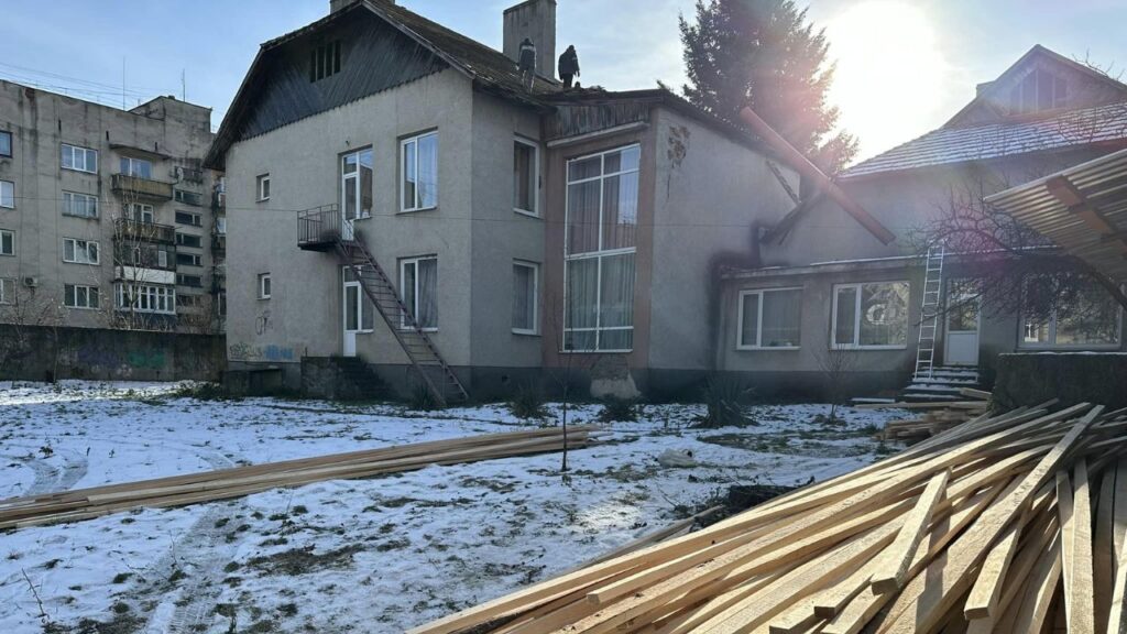 ЗДО 6 Теремон, Свалява