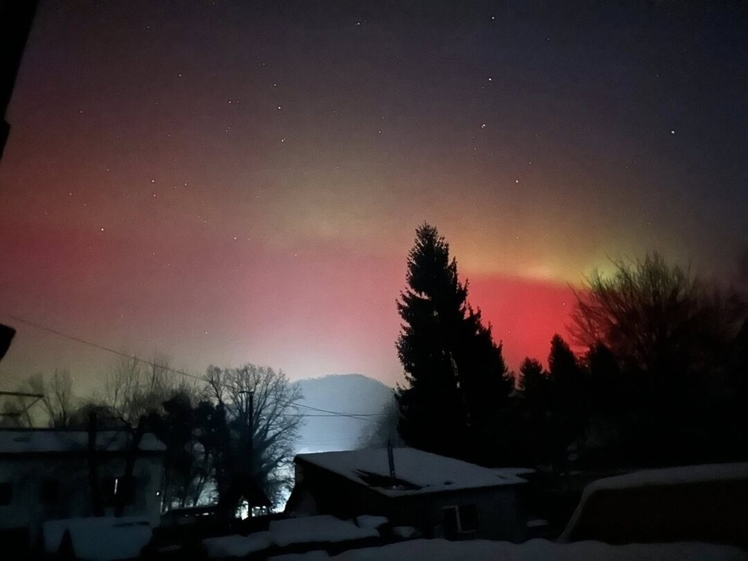 Полярне сяйво у Сваляві