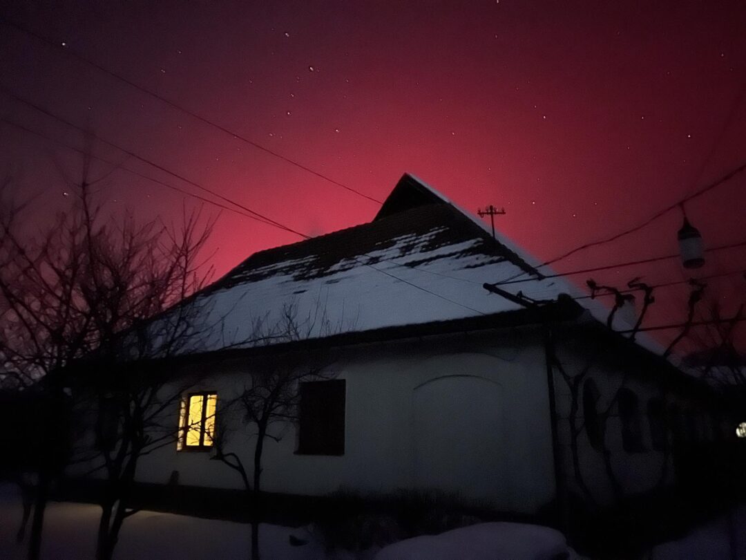 Полярне сяйво у небі над Свалявою