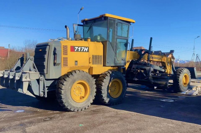 Хустська громада отримала нову спецтехніку2