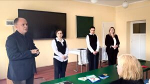 Кадрові зміни: Ізянську школу очолила Наталія Сабов0