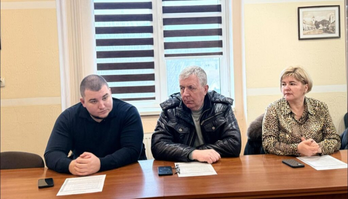 Виконком Хустської міської ради розглянув важливі питання громади4