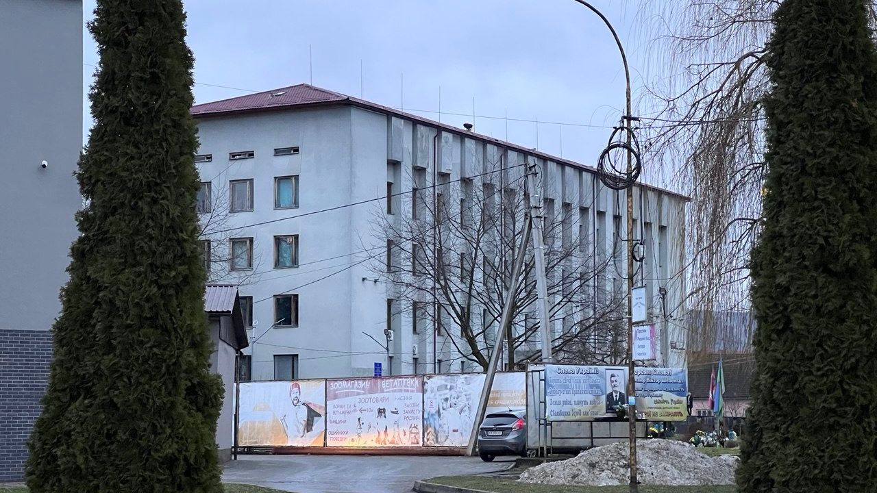 Адмінбудівля міськради Сваляви