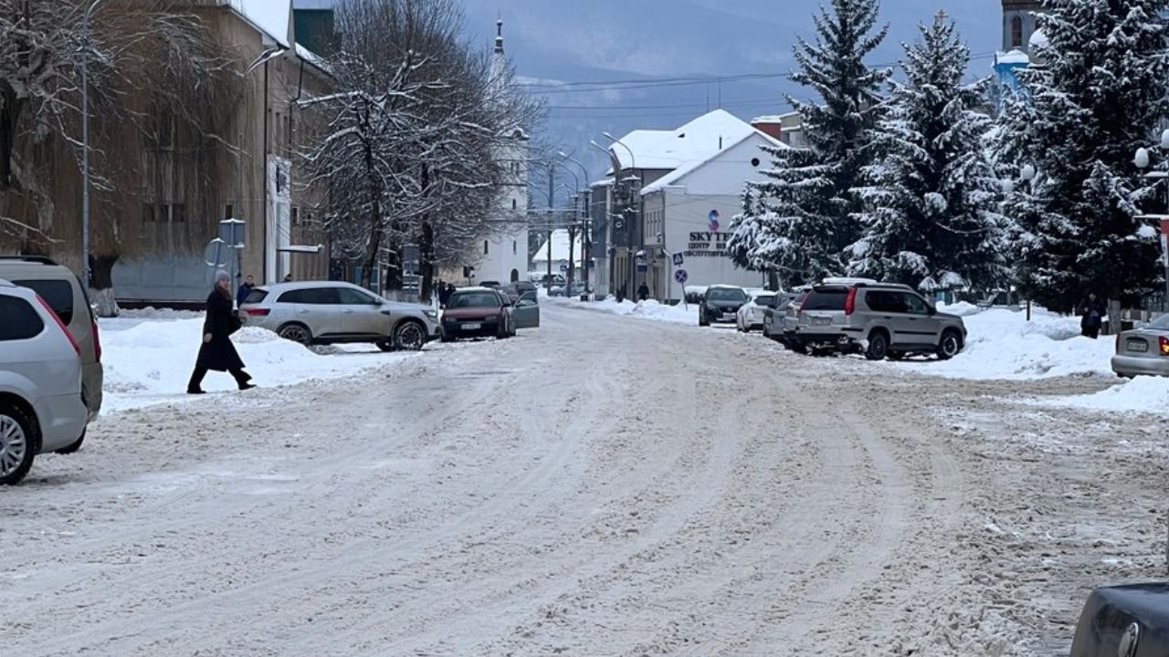 Центральна дорога Сваляви